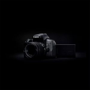 Canon EOS 850D Noir + 18-55 IS STM Noir - Appareil photo 24.1 MP - ISO 25600 - Vidéo 4K UHD - Ecran LCD 3" tactile et orientable - Wi-Fi/Bluetooth - Objectif 18-55 IS STM Noir