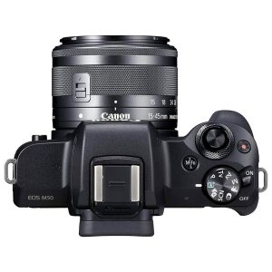 Canon EOS M50 Noir + EF-M 15-45 mm IS STM Noir - Appareil photo hybride 24.1 MP - Vidéo 4K - AF CMOS Dual Pixel - Ecran LCD tactile orientable 3" - Wi-Fi/NFC - Bluetooth + Objectif EF-M 15-45 mm IS STM