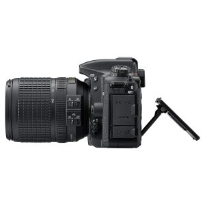 Nikon D7500 + AF-S DX NIKKOR 18-140mm VR - Appareil Photo Réflex Numérique 20.9 MP - Ecran inclinable 3.2" - Vidéo Ultra HD - Wi-Fi