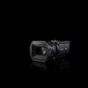 Panasonic HC-X1500 - Appareil Photo Caméscope semi-professionnel 4K UHD - 8.29 mégapixels - Grand-angle 25 mm - Zoom optique 24x - Stabilisateur Hybrid O.I.S. - Viseur électronique - Wi-Fi