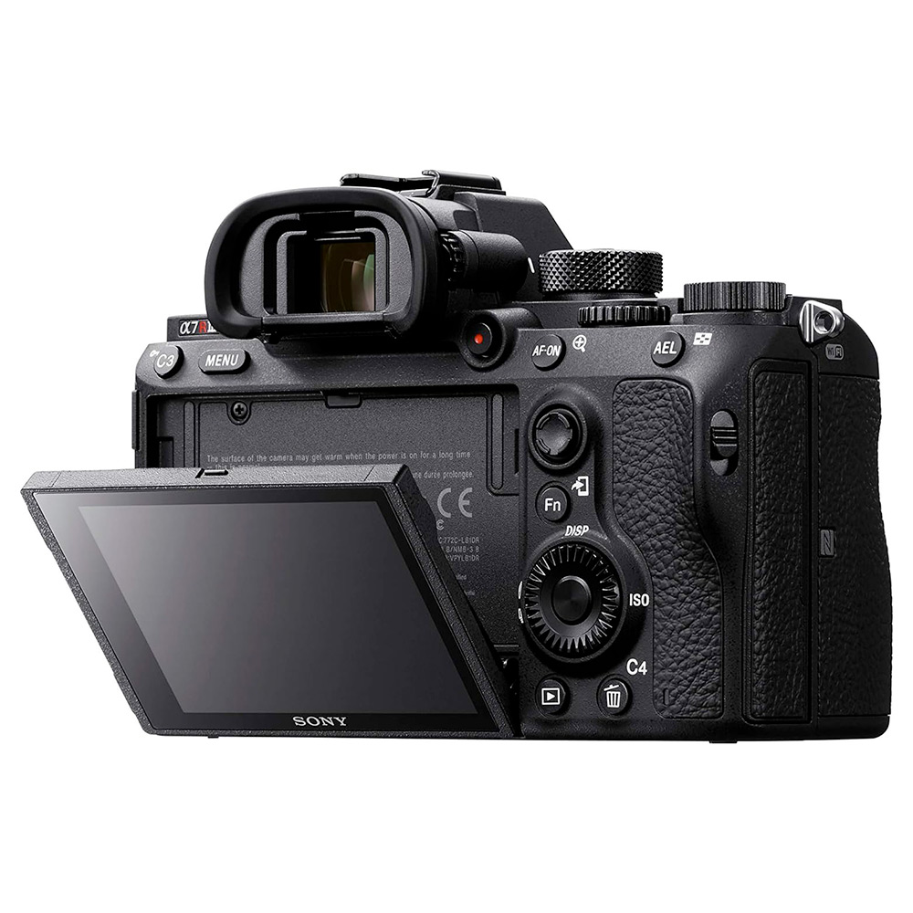 Sony-Alpha-7R-III—Appareil-photo-hybride-plein-format-42.4-MP—Ecran-3′-tactile-inclinable—Viseur-OLED-Quad-VGA—Vidéo-4K—Wi-Fi-Bluetooth-NFC-(boîtier-nu)-7 Sony Alpha 7R III - Appareil photo hybride plein format 42.4 MP - Ecran 3" tactile inclinable - Viseur OLED Quad-VGA - Vidéo 4K - Wi-Fi/Bluetooth/NFC (boîtier nu)