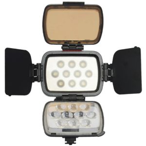 Eclairage / minette LED pour appareil photo reflex numérique. Très bonne luminosité pour prendre des vidéos.
