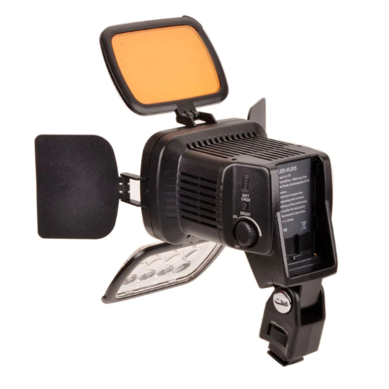 LED PROFESSIONELLE LED-VL015-4 Eclairage / minette LED pour appareil photo reflex numérique. Très bonne luminosité pour prendre des vidéos.