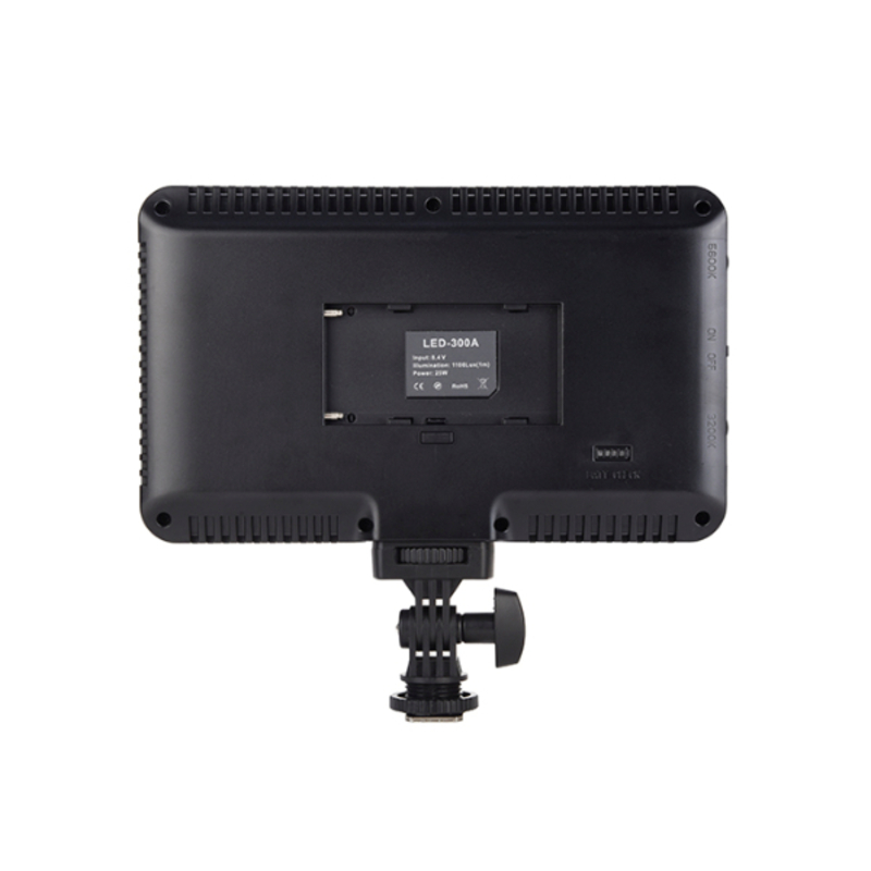 LED PROFESSIONNELLE LED-300-3 Eclairage / minette LED pour appareil photo reflex numérique. Très bonne luminosité pour prendre des vidéos.LED-300