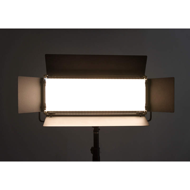 LED professionnelle LED-1200AS -4 Eclairage / minette LED pour appareil photo reflex numérique. Très bonne luminosité pour prendre des vidéos. LED-1200AS