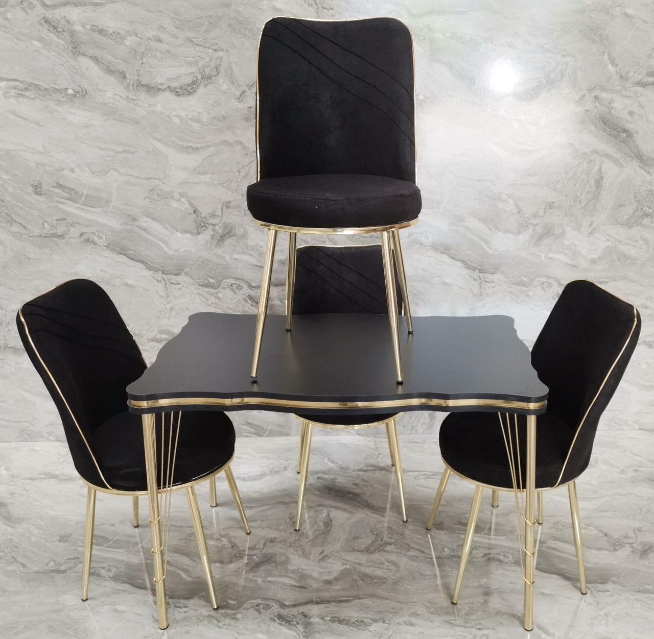 TABLE A MANGER 4PLACES 160X70X75 NOIR DORE 3002020 TABLE A MANGER 4PLACES 160X70X75 NOIR DORE 3002020 Vente achat Dakar Sénégal